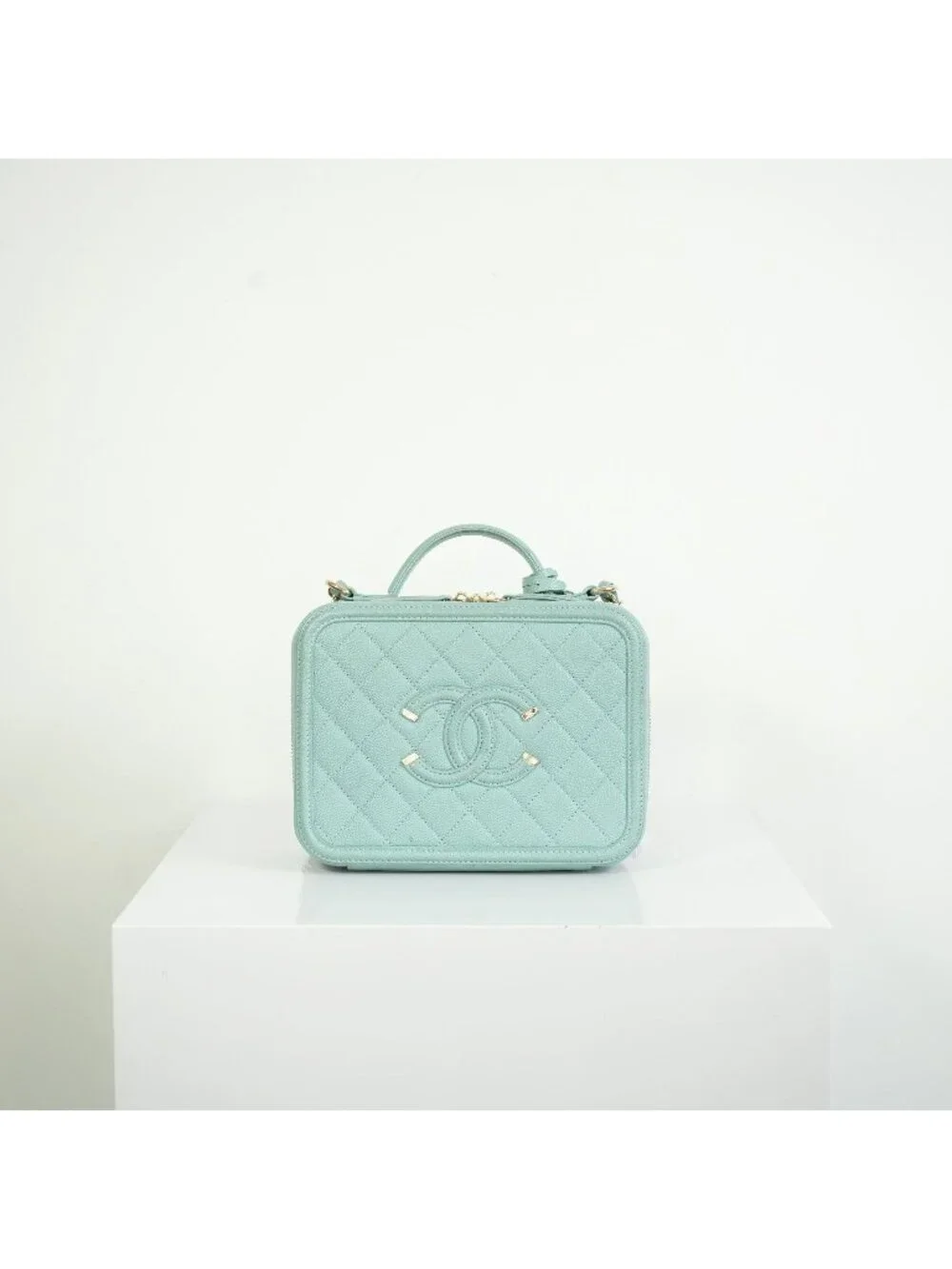 Chanel CC Filigree Light Blue Caviar Quilted Leather Vanity Case